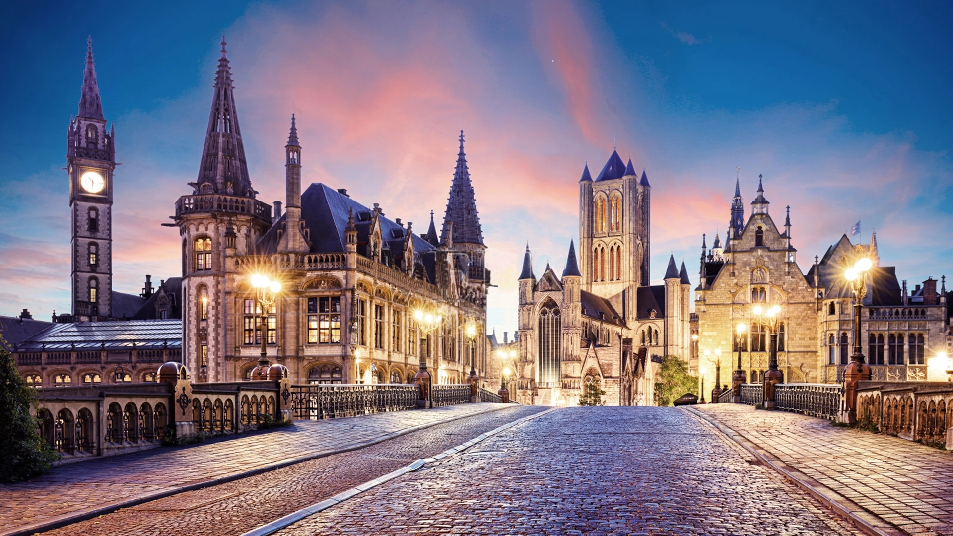 F1.6超大光圈，夜视如昼